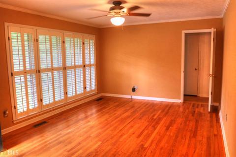 338 Laurel Ln, Lagrange, GA 30240 photo 2