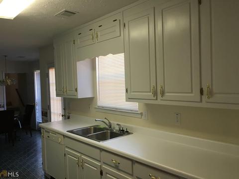 45 Summer Walk Ct, Covington, GA 30016 photo 11