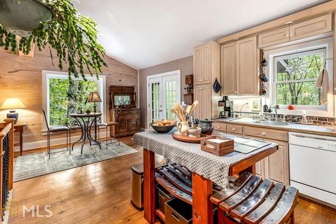 230 Mccartan Trl, Clarkesville, GA 30523 photo 9