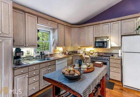 230 Mccartan Trl, Clarkesville, GA 30523 photo 7