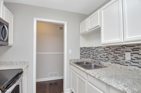 6975 Fielder Rd, Rex, GA 30273 photo 19