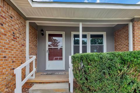 6975 Fielder Rd, Rex, GA 30273 photo 11