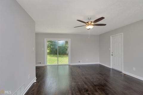 6975 Fielder Rd, Rex, GA 30273 photo 13