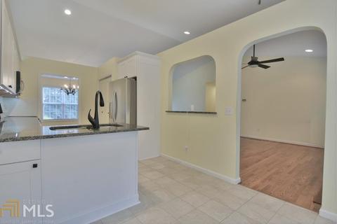 35 Windrush Dr, White, GA 30184 photo 7