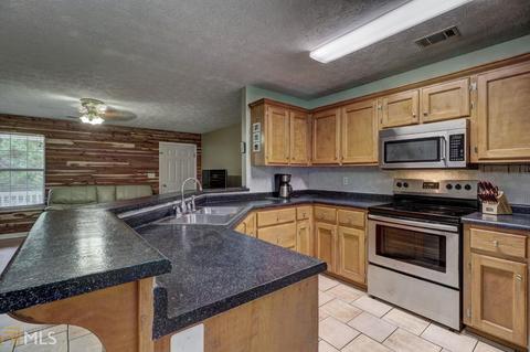 275 Five Oaks Dr, Covington, GA 30014 photo 9