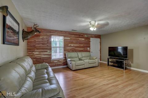 275 Five Oaks Dr, Covington, GA 30014 photo 3