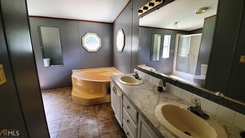 145 Springbrook Cir, Temple, GA 30179 photo 9