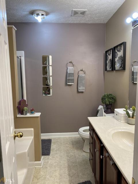 431 Hampton Green Dr, Lagrange, GA 30241 photo 8