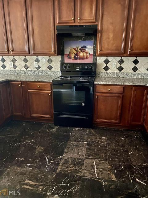 550 Cherokee Cir, Rutledge, GA 30663 photo 3