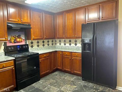 550 Cherokee Cir, Rutledge, GA 30663 photo 4