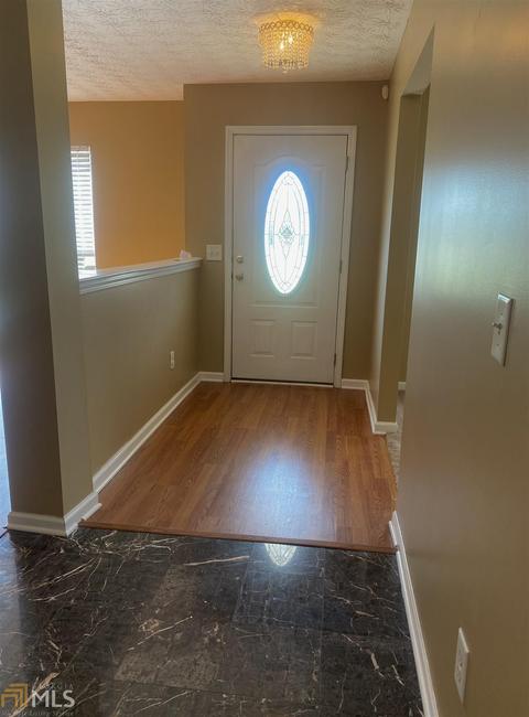 550 Cherokee Cir, Rutledge, GA 30663 photo 2