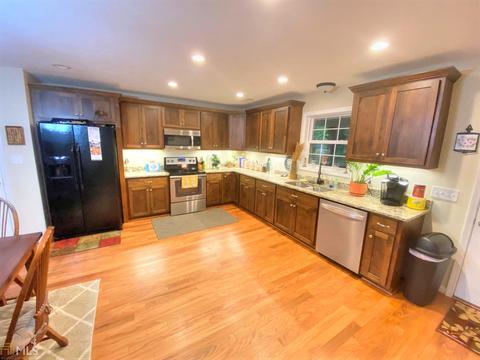 328 Hickory Ter, Lagrange, GA 30241 photo 11