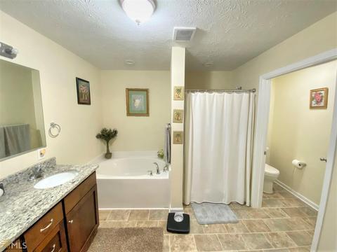 328 Hickory Ter, Lagrange, GA 30241 photo 14