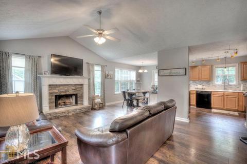 527 Meadow Spring Dr, Temple, GA 30179 photo 6