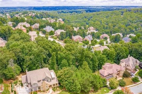 4887 Basingstoke Dr, Suwanee, GA 30024 photo 9