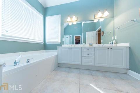 8940 Forest Path Dr, Gainesville, GA 30506 photo 41