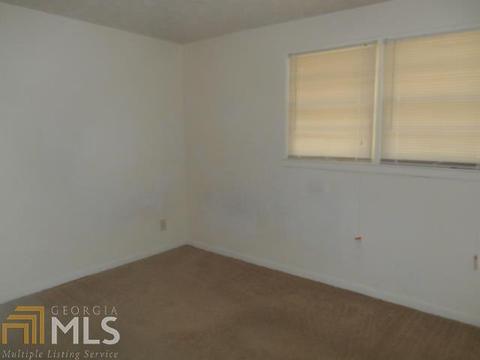 303 Plummer St, Dublin, GA 31021 photo 5