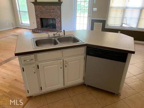 2934 Fairview Rd, Covington, GA 30016 photo 9