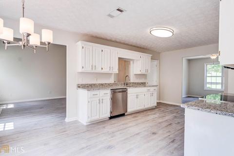 200 Aspen Forest Dr, Covington, GA 30016 photo 11
