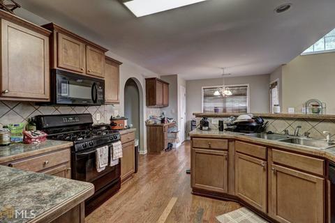 1860 Cooper Lakes Dr, Grayson, GA 30017 photo 6