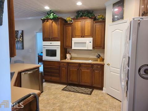 60 Oakbrook Ln, Covington, GA 30016 photo 10