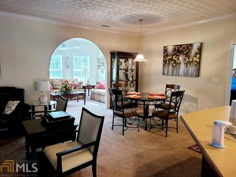 60 Oakbrook Ln, Covington, GA 30016 photo 4