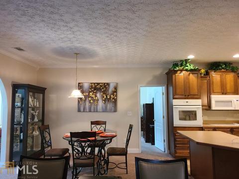 60 Oakbrook Ln, Covington, GA 30016 photo 5