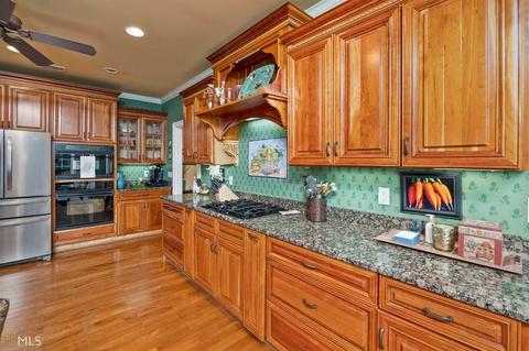 129 St Anthony Dr, Lagrange, GA 30240 photo 8
