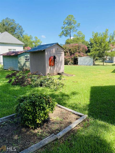 2 Sixth St, Jackson, GA 30233 photo 2