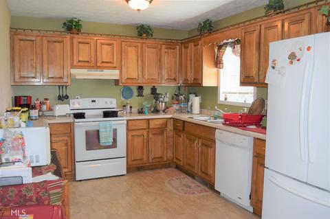 1094 Hayes Rd, Toccoa, GA 30577 photo 8