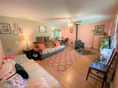 1094 Hayes Rd, Toccoa, GA 30577 photo 5
