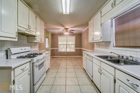 311 Fallview Dr, Mcdonough, GA 30253 photo 11