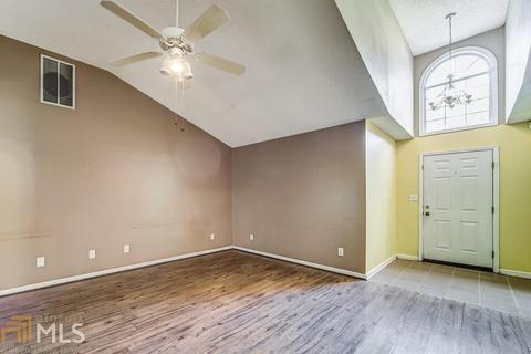 311 Fallview Dr, Mcdonough, GA 30253 photo 3
