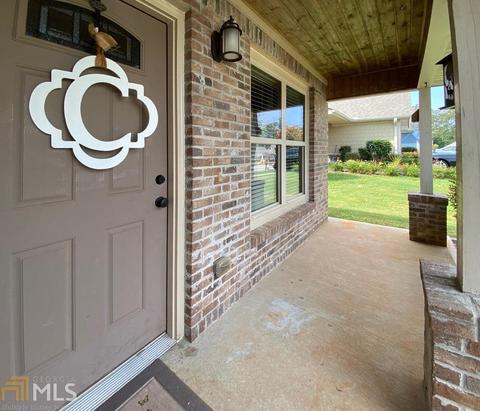 214 Sugar Maple Dr, Cornelia, GA 30531 photo 2