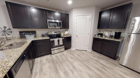 12009 Guelph Cir, Hampton, GA 30228 photo 6