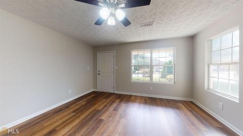 4858 Summersun Dr, Morrow, GA 30260 photo 9