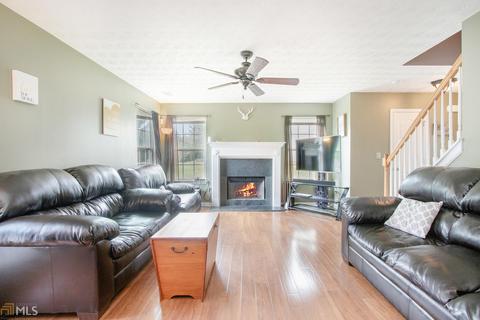 232 Hyannis Dr, Jackson, GA 30233 photo 9