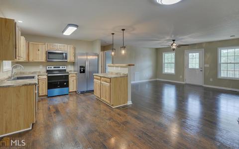 469 Mountain View Rd, Toccoa, GA 30577 photo 6