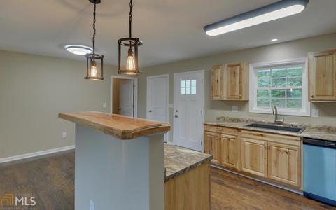 469 Mountain View Rd, Toccoa, GA 30577 photo 8