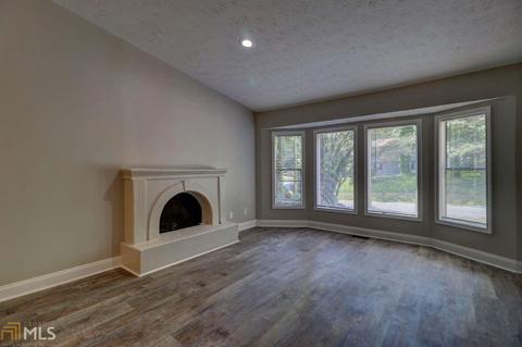 4268 Centennial Trl, Duluth, GA 30096 photo 2