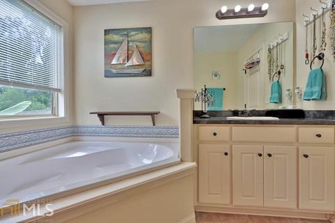 239 Falling Leaf Ln, Winder, GA 30680 photo 20