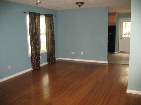 302 Taylor St, Barnesville, GA 30204 photo 6