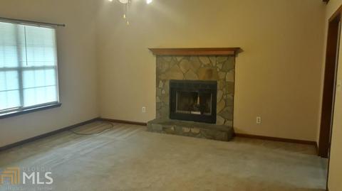 35 Thomas Trl, Covington, GA 30016 photo 5