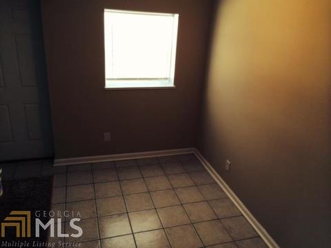 524 N Oak St, Jackson, GA 30233 photo 4