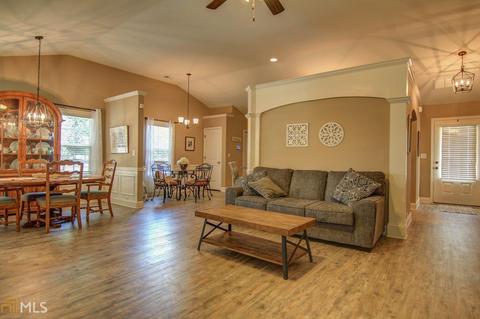 215 Chimney Ridge Ln, Covington, GA 30014 photo 9