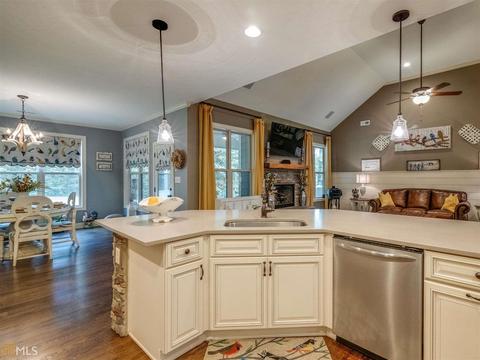 92 Hickory Ct, Williamson, GA 30292 photo 11