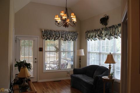 4077 Sandy Branch Dr, Buford, GA 30519 photo 11