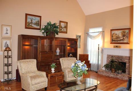 4077 Sandy Branch Dr, Buford, GA 30519 photo 7
