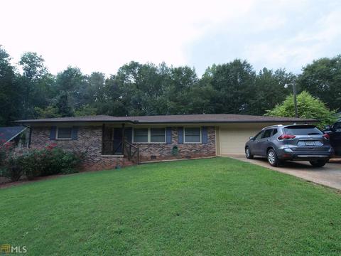 6114 Pinecrest Dr, Covington, GA 30014 photo 1