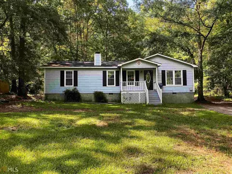 110 Waterview Dr, Lagrange, GA 30240 photo 1